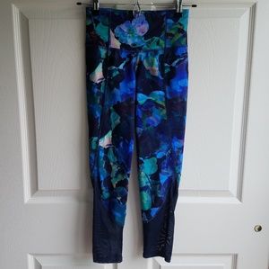 Athleta Blue Mystique Chaturanga Capri Size XXS